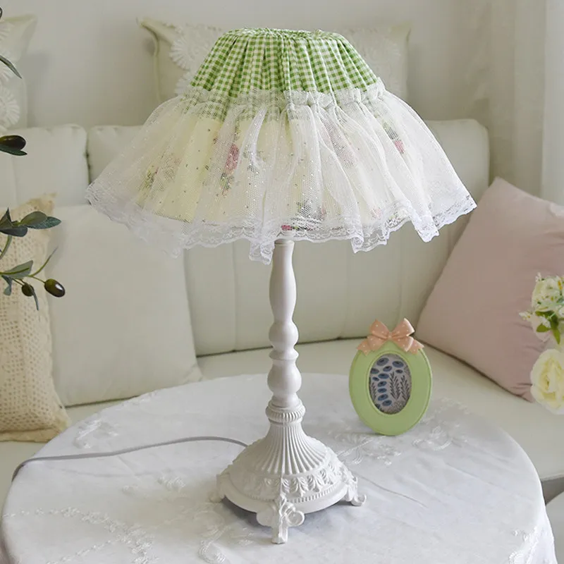 French pastoral table lamp bed - đánh giá và giá Solar Lamp